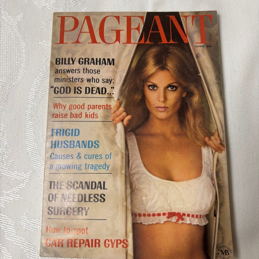Vintage Pageant Magazine June 1966 Sean Connery James Bond Truman Capote